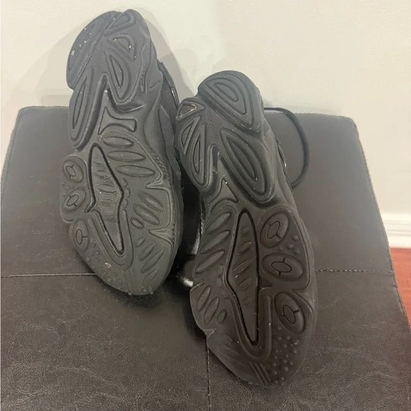 ADIDAS Ozweego black sneakers - Picture 4 of 5